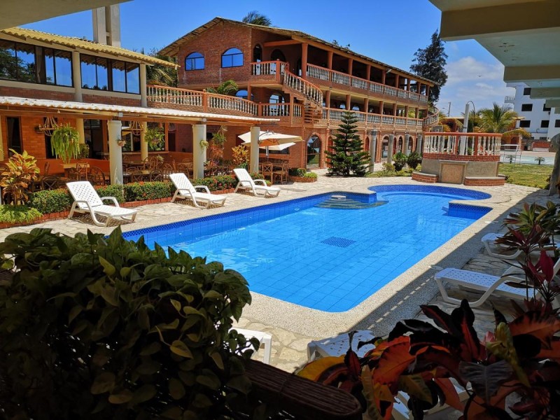 Image: Suite Hotel Romanos