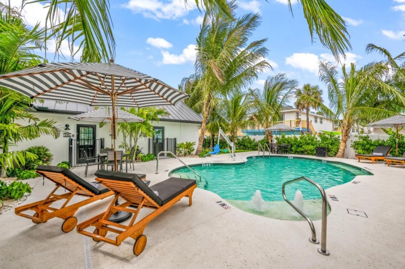 Image: The Retreat at Anna Maria Island Inn