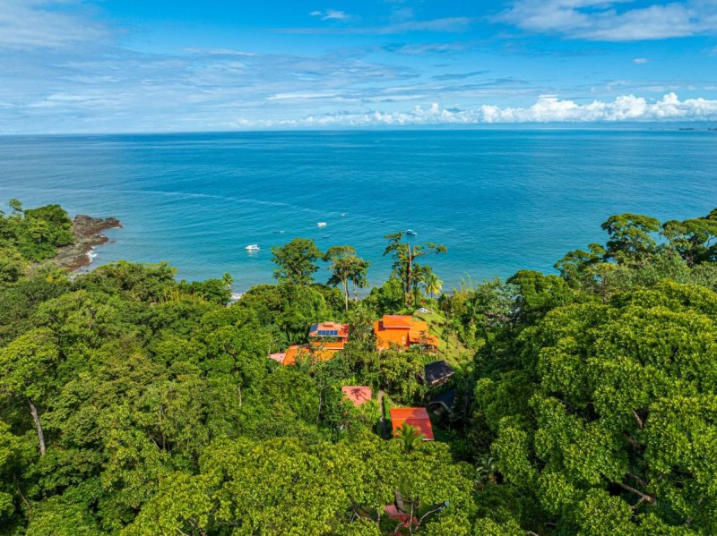 Image: Las Caletas Lodge
