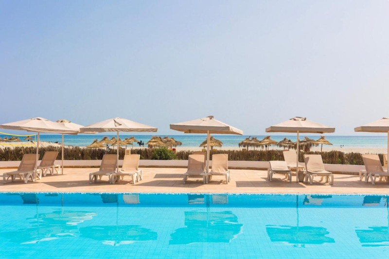 Image: TMK Marine Beach by Turismark