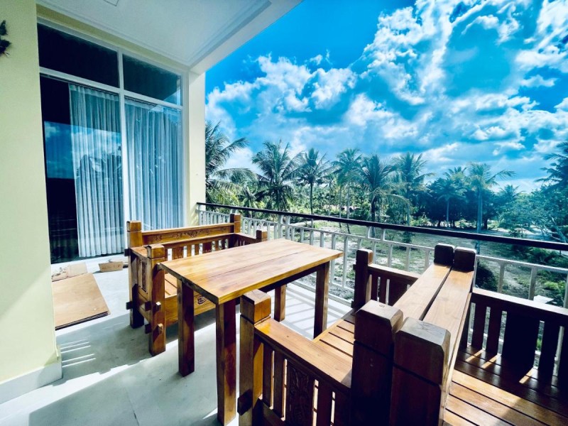 Image: Kelingking Hostel