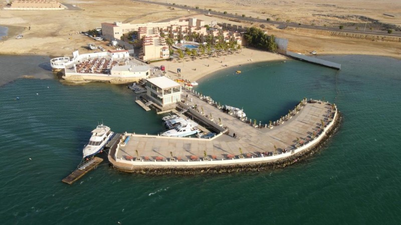 Image: Dolphin Beach Resort Tourist Accommodation