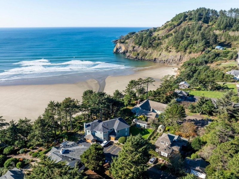 Image: Tyee Lodge Bed And Breakfast