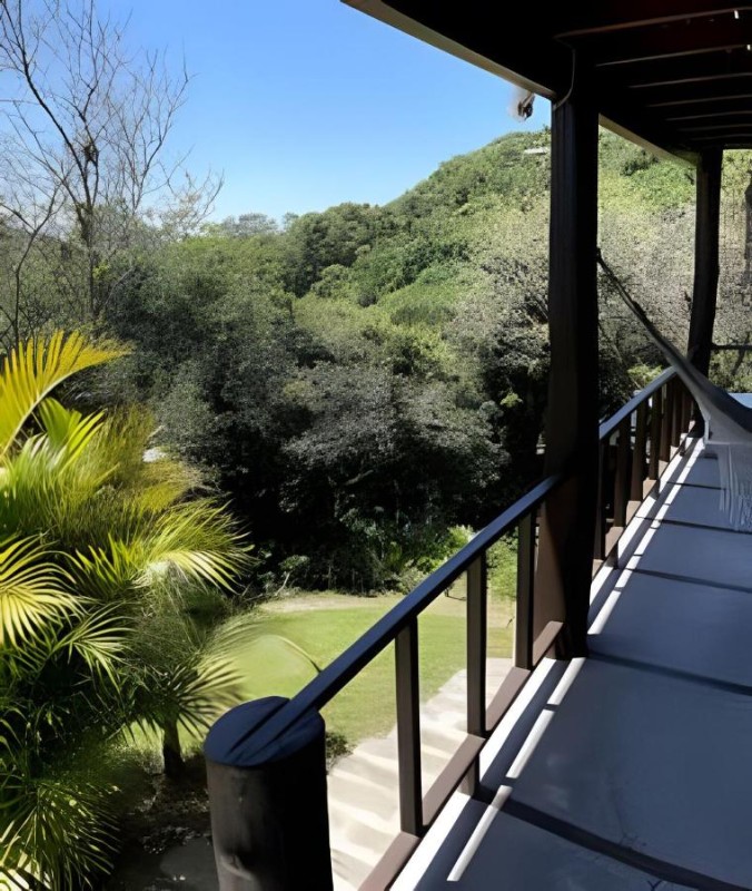 Image: Casa Fluila
