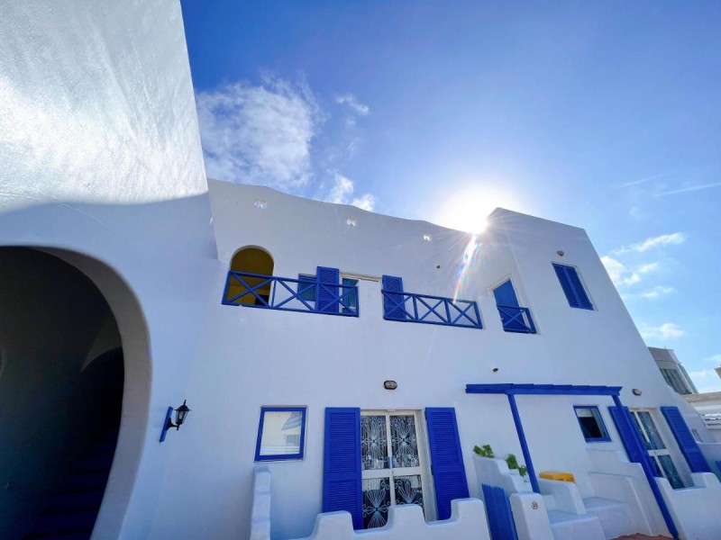Image: Greek Frontier Villa