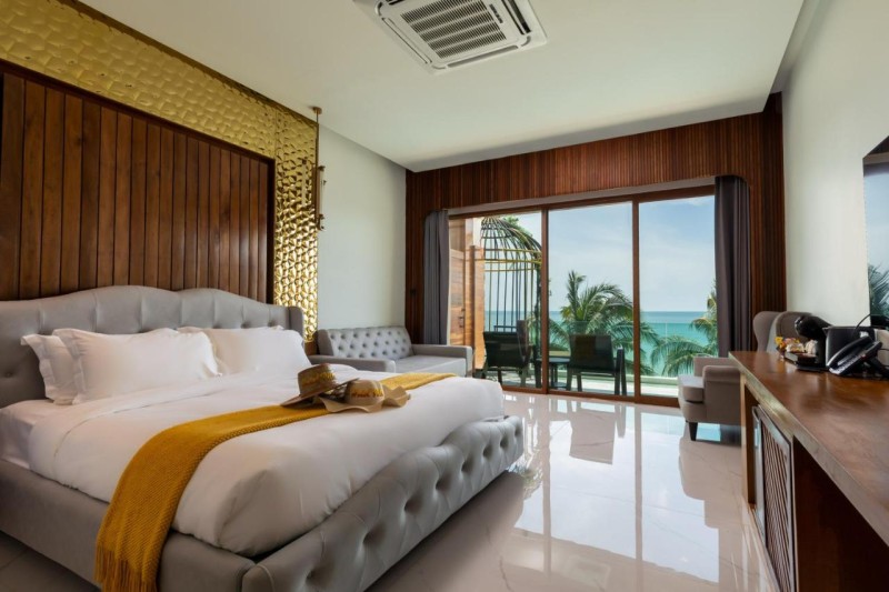 Image: Hotel Villa AoKhanom Beachfront