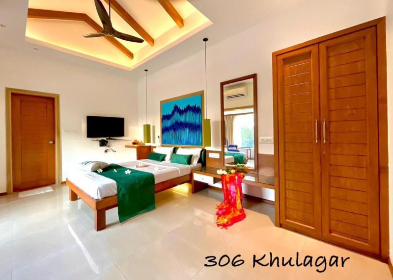 Image: Beach Paradise Miramar Goa