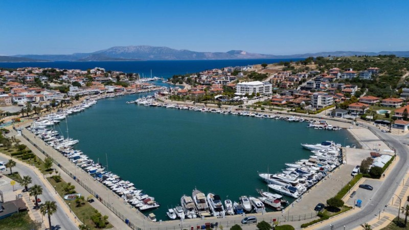 Image: Sisus Marina Hotel