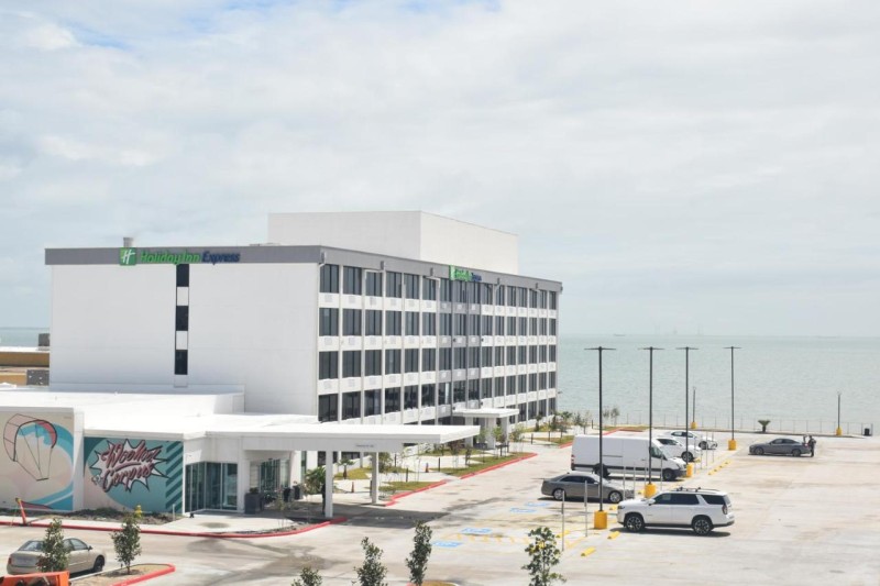 Image: Holiday Inn Express Corpus Christi - Beachfront by IHG