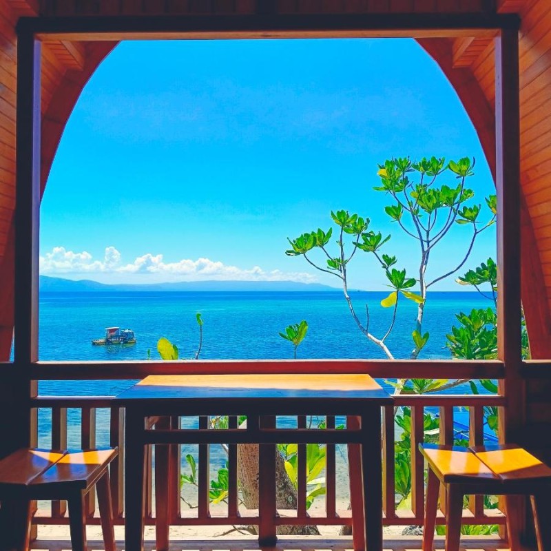 Image: Bunaken 18 Oceanfront Boutique Lodge