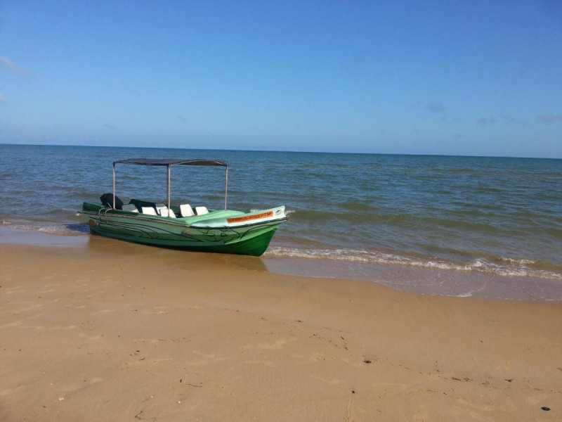 Image: Solomon Beach Hotel