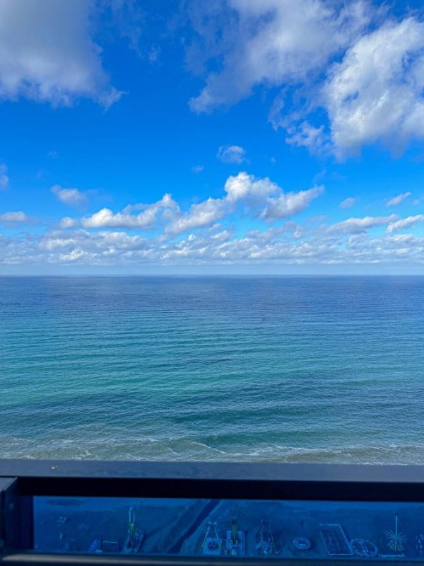Image: Luxury View Hotel