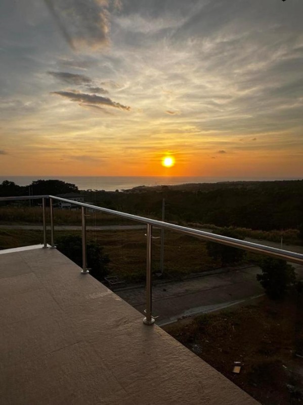 Image: Casa Amores: Camaya Coast