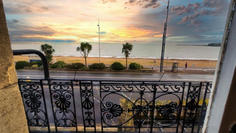 Image: Carlton Hotel