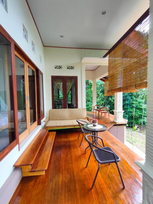 Image: VidFauw Oasis Villa