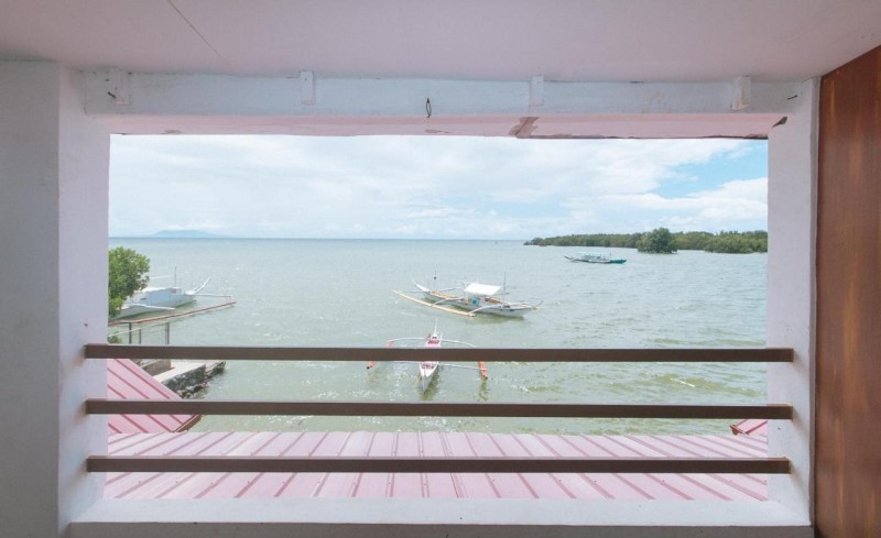 Image: The Lavana Villa Del Matabungkay by RedDoorz