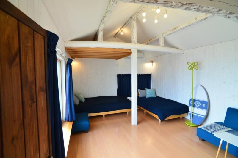 Image: SADO Stay 01 海まで12秒 1客のみ オーシャンビュー Beach Side House ウッドデッキ