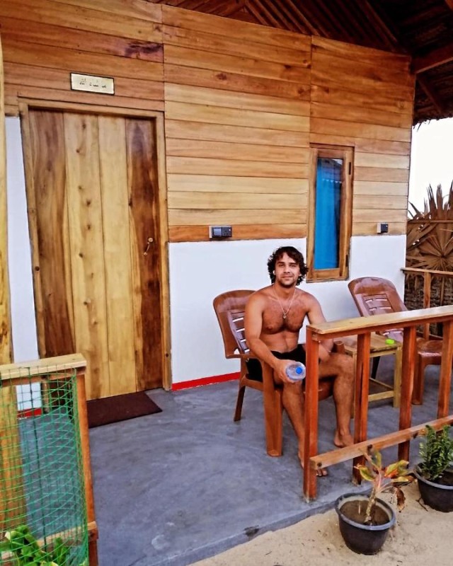 Image: Amwaj Blue Cabana Arugambay
