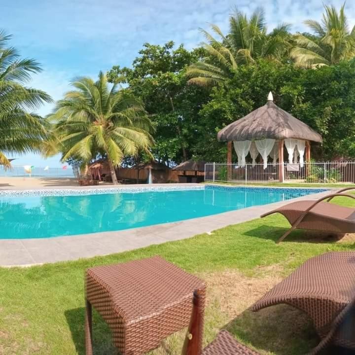 Image: Sevens Hideaway Beach Resort