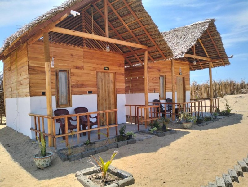 Image: Arugam Bay Beach Morea