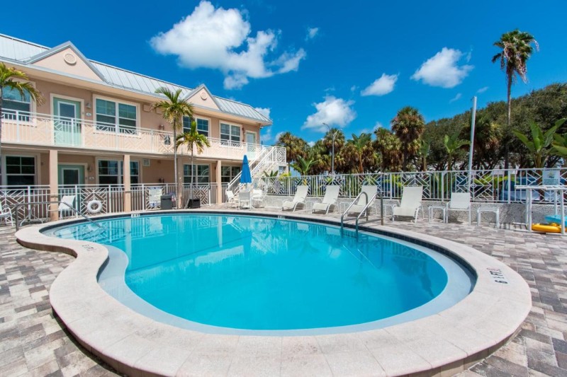 Image: Clearwater Beach Suites 204