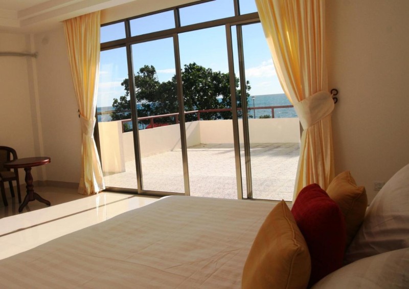 Image: Emerald Hotel & Restaurant
