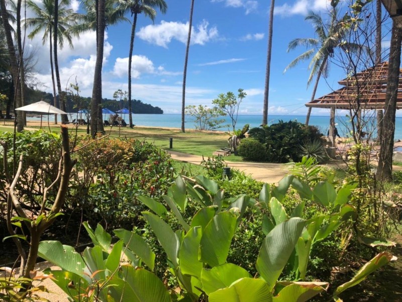 Image: Nang Thong Beach Resort