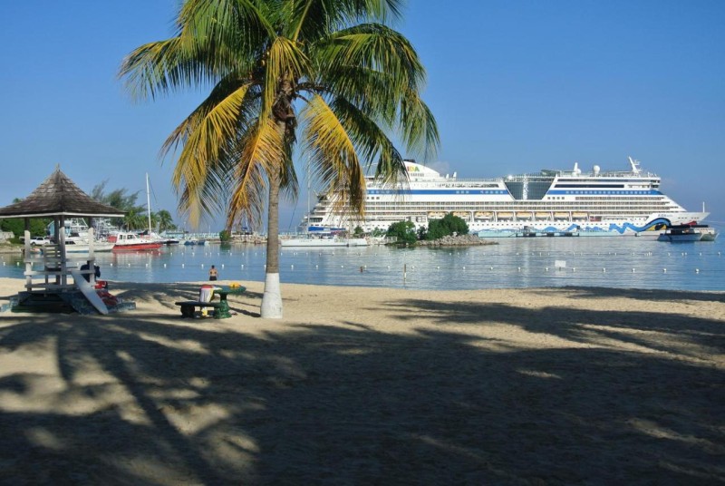 Image: Beach Studio 9