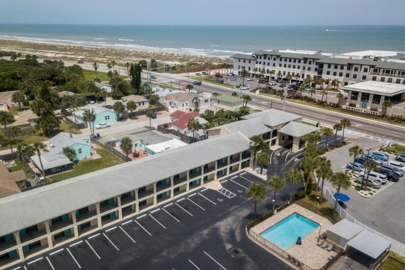 Image: Ocean Breeze Inn