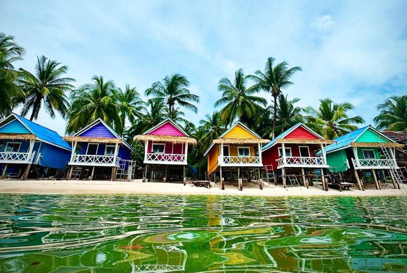 Image: Paradiso Ocean front Bungalows