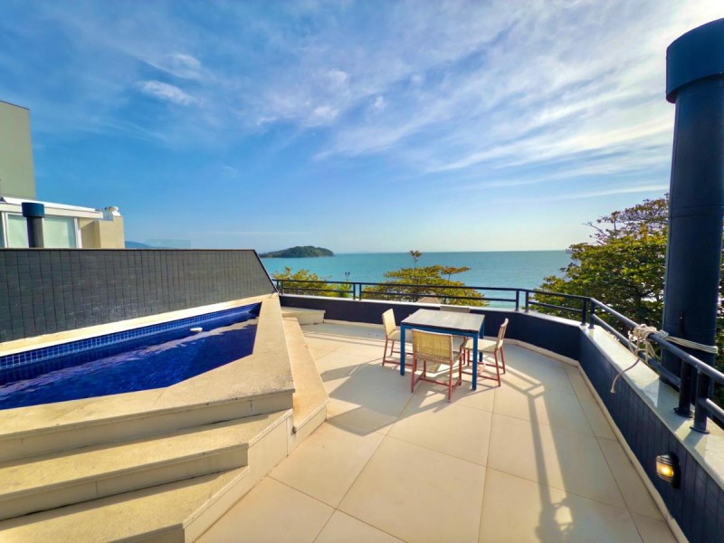 Image: Mighil Hotel