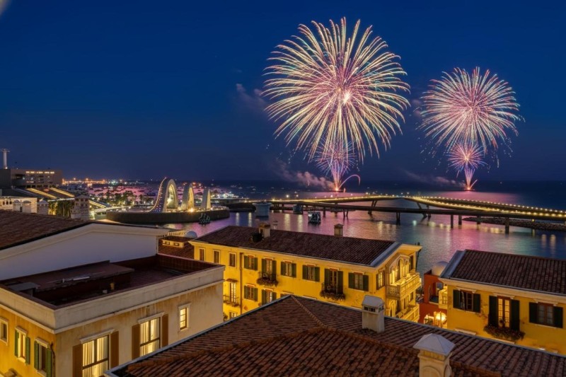 Image: The Nice Hotel Phu Quoc - Fireworks & Ocean view