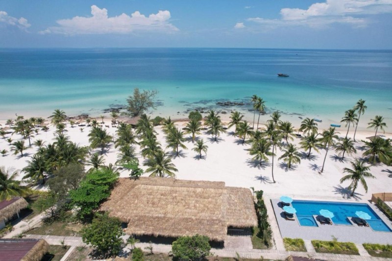 Image: The Beach Resort