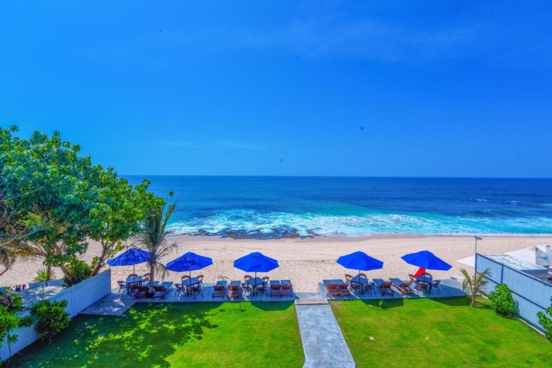 Image: Amanda Beach Villas