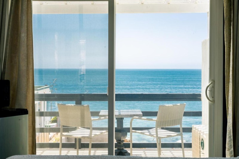 Image: Laguna Cove Hotel