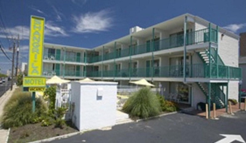 Image: Shangri-La Motel