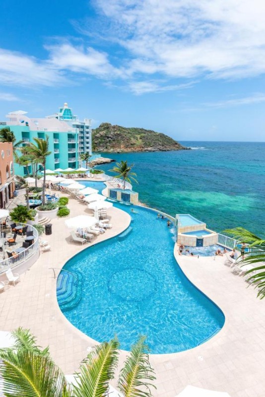 Image: Oyster Bay Beach Resort
