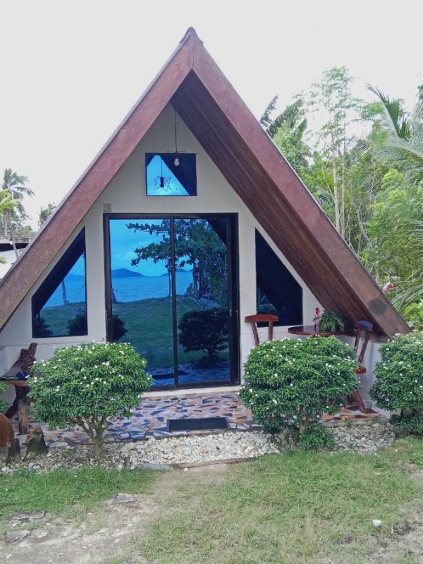 Image: Villa Fria private beach cottage