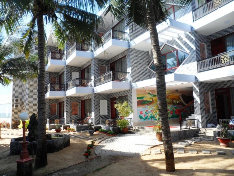 Image: Palmira Beach Resort & Spa