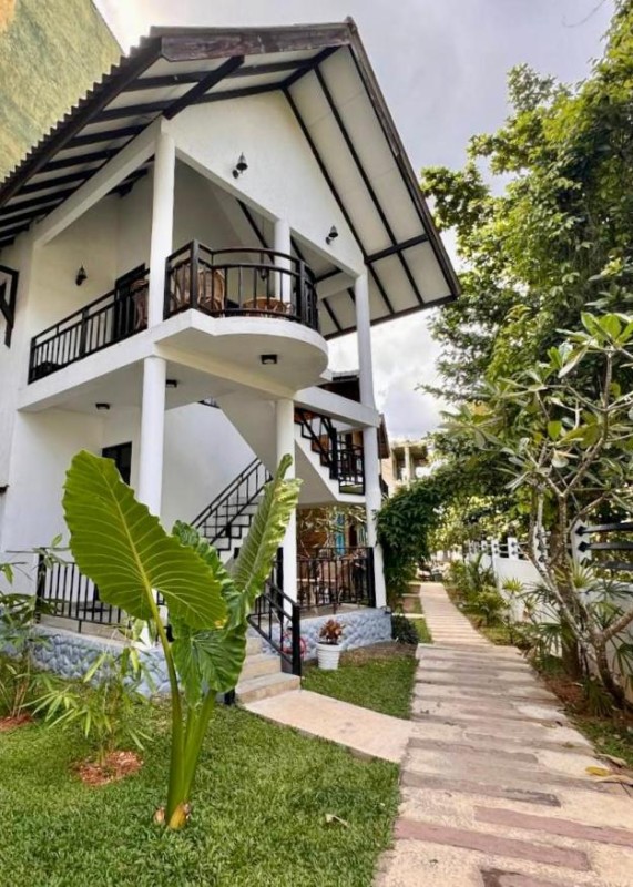 Image: Mahaon surf hotel