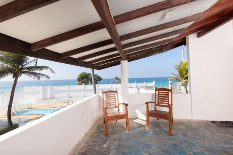 Image: Palazzo Beach Hotel
