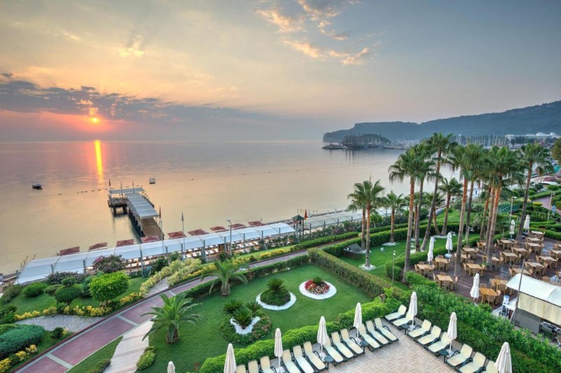 Image: Golden Lotus Hotel