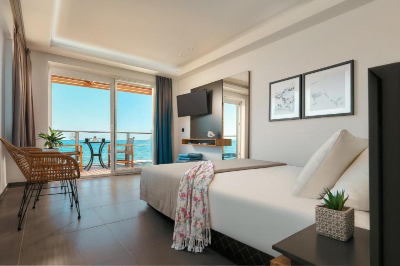 Image: Enorme Infinity Beach ex Infinity Blue