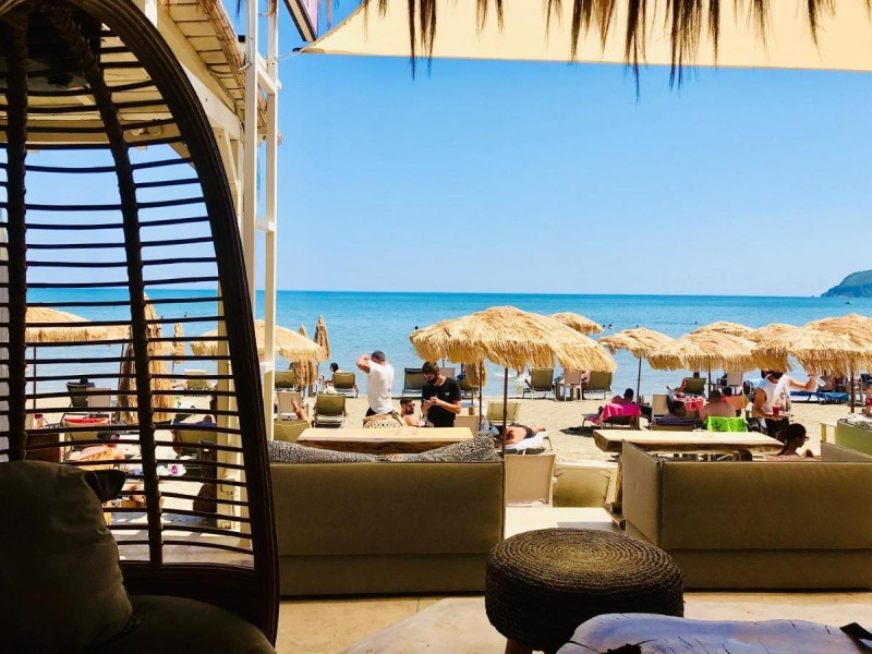 Image: Cubaneros Holiday Inn
