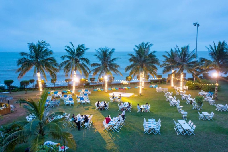 Image: FLC Luxury Hotel Samson