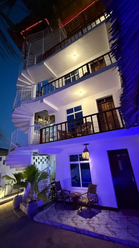 Image: Zanz Bay Hotel