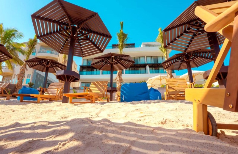 Image: CoConut Beach For family