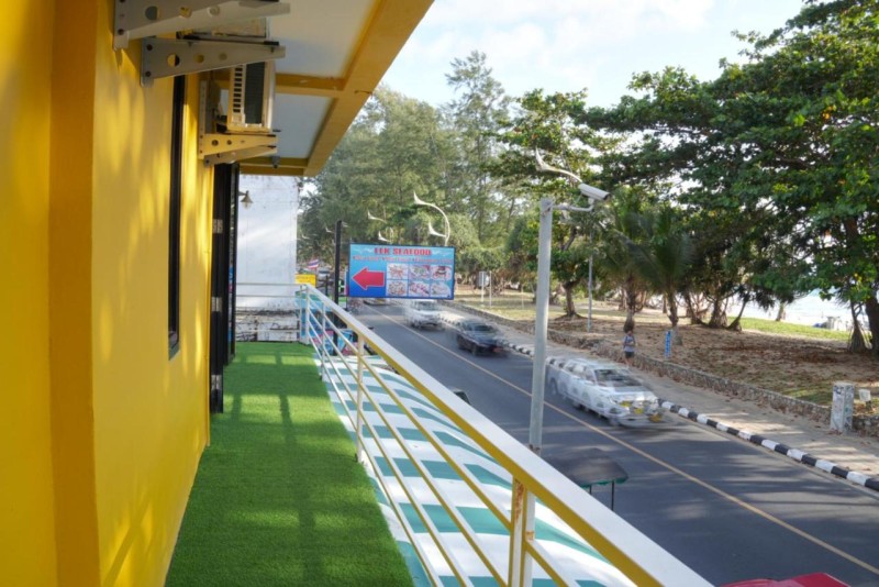Image: Bed & Beach Hostel Karon