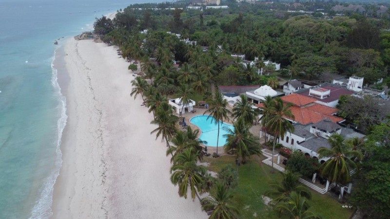 Image: Jacaranda Indian Ocean Beach Resort