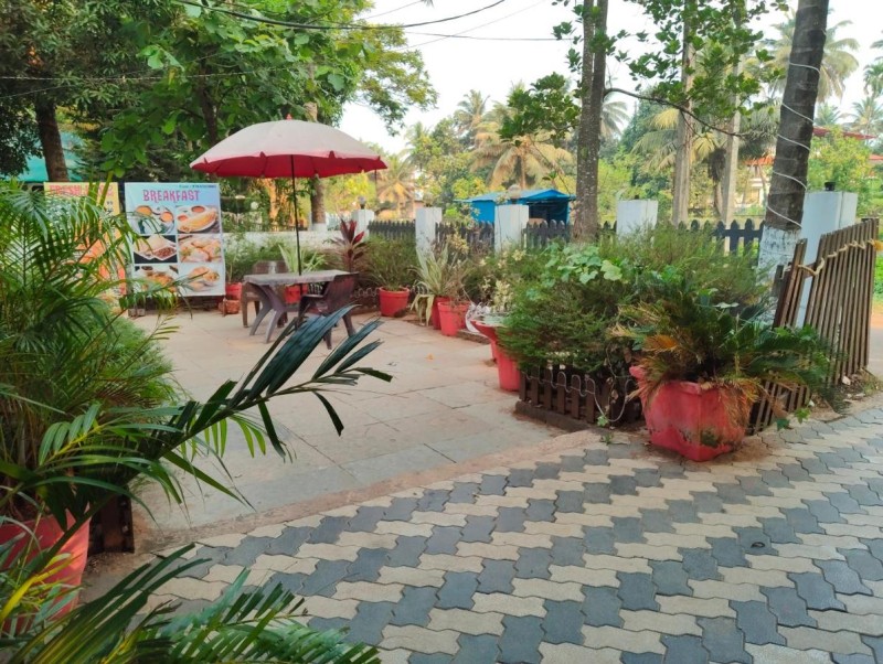 Image: COTTAGEs